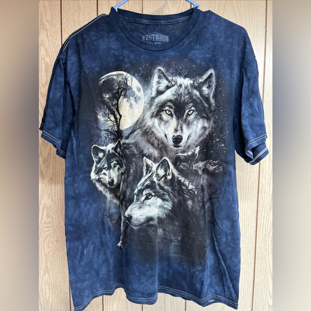 The Mountain 3D Tees Wolves 2011 Tami Alba Size L Blue Outdoor Wolf Pack Shirt